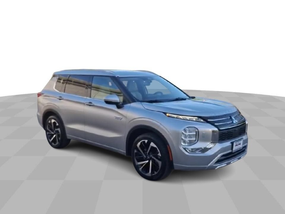 mitsubishi outlander plug-in hybrid 2024 JA4T5WA93RZ053745 image mitsubishi outlander plug-in hybrid 2024 JA4T5WA93RZ053745 image